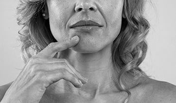 middle-age-woman-nose-mouth-1
